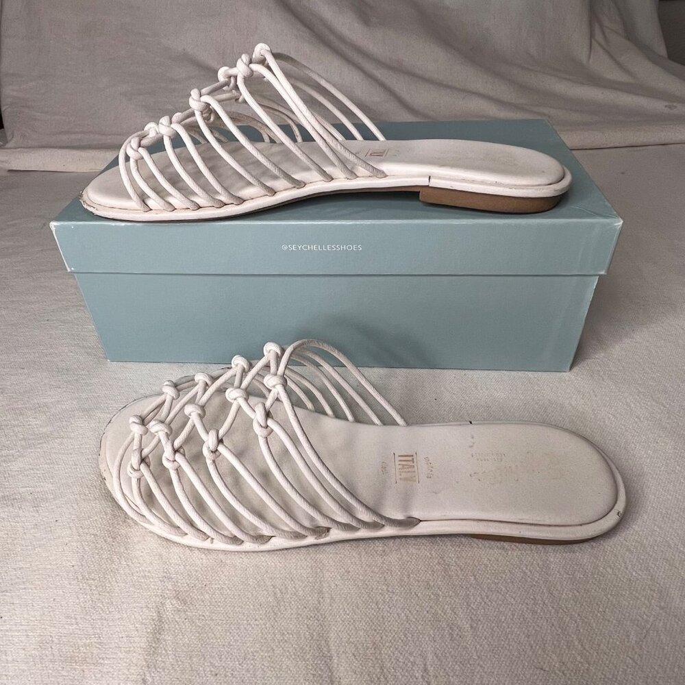 Seychelles-Lulus Size 9 White Leather Knotted Strap Slip-On Sandals Comfort